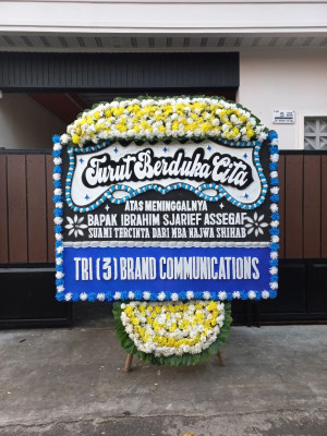 Papan Bunga Duka di Matan Hilir Utara